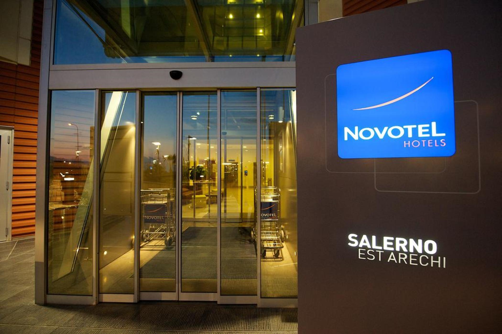 Novotel Salerno Est Arechi Ngoại thất bức ảnh