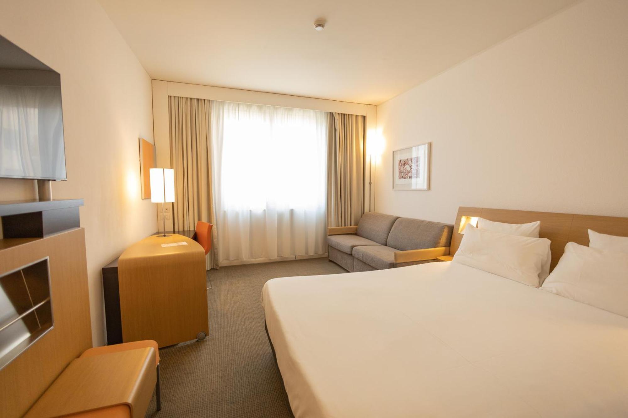 Novotel Salerno Est Arechi Ngoại thất bức ảnh