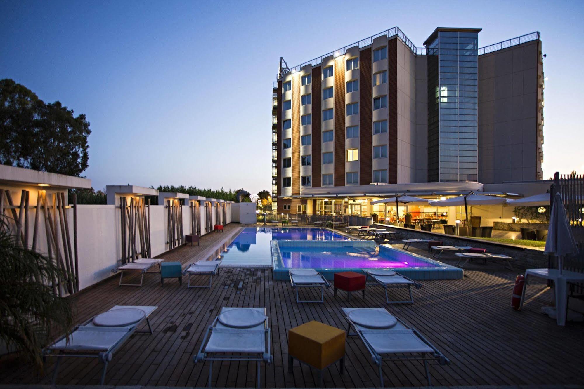 Novotel Salerno Est Arechi Ngoại thất bức ảnh