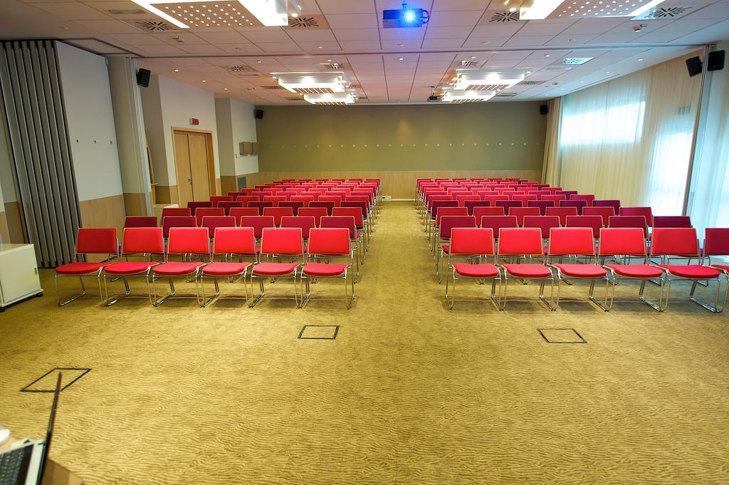 Novotel Salerno Est Arechi Ngoại thất bức ảnh